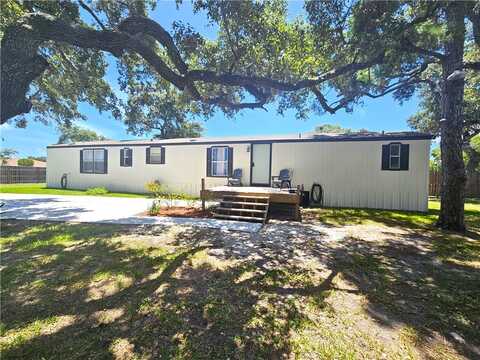 746 S Mccampbell Street, Aransas Pass, TX 78336