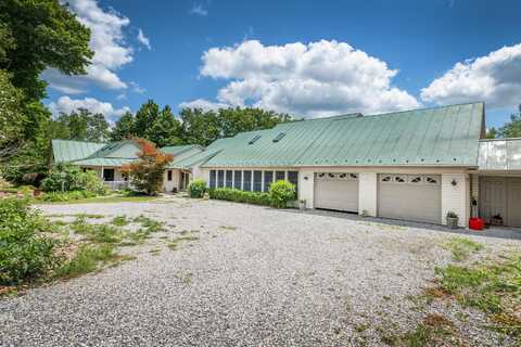 17720 Glen Road, Gambier, OH 43022