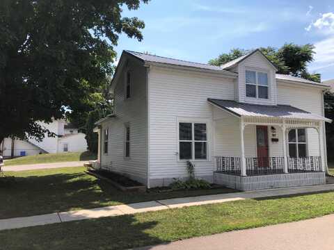 107 E North Street, Mount Gilead, OH 43338