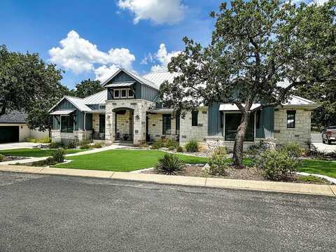 337 Ellebracht Dr, Fredericksburg, TX 78624