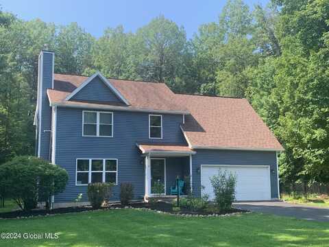 3 River Rock Drive, Milton, NY 12863