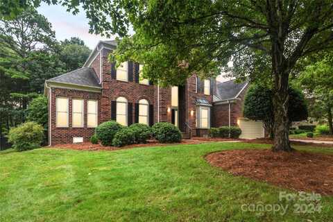 7307 Versailles Lane, Charlotte, NC 28277