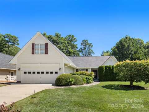 220 Stonehollow Road, Fletcher, NC 28732