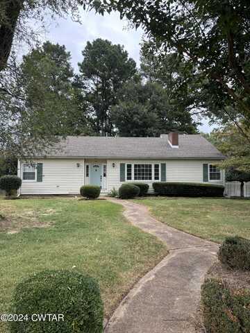 812 E Florida Avenue, Union City, TN 38261