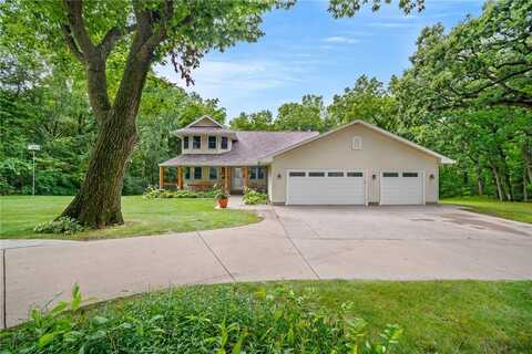 7560 NE Berwick Drive, Ankeny, IA 50021