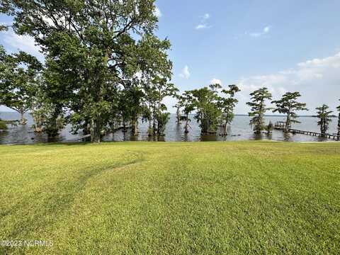 450 Batchelor Bay Drive, Windsor, NC 27983