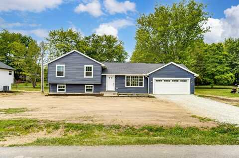 146 Ohio Avenue SW, Pataskala, OH 43062