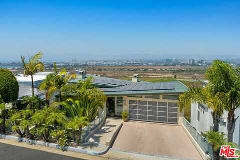 7779 Veragua Dr, Playa Del Rey, CA 90293