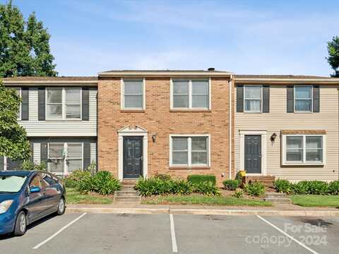 9403 Lexington Circle, Charlotte, NC 28213