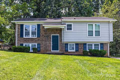 335 Sleepy Hollow Road, Charlotte, NC 28217