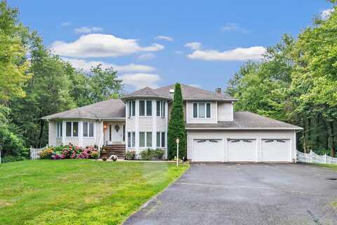 29 Stoney Brook Lane, Watertown, CT 06795