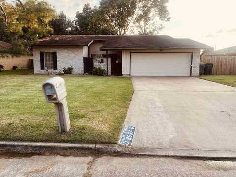 8537 Greenbriar Ln, Port Arthur, TX 77642