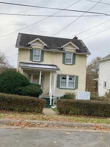 Linden, CHESWICK, PA 15024