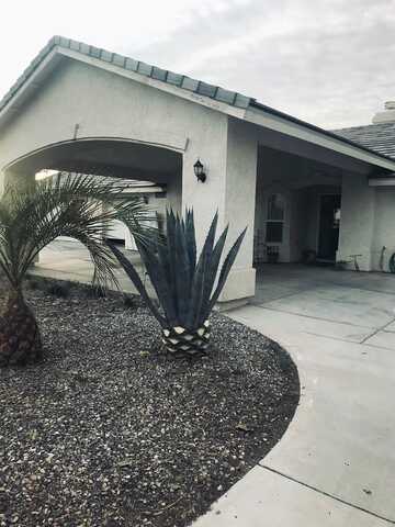 Quincy, HESPERIA, CA 92345