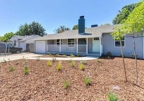 Fruitridge, SACRAMENTO, CA 95820