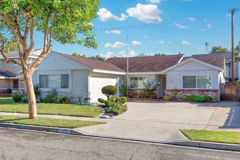 Scandia, GARDEN GROVE, CA 92845