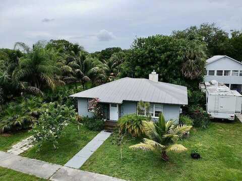 8Th, FORT PIERCE, FL 34950