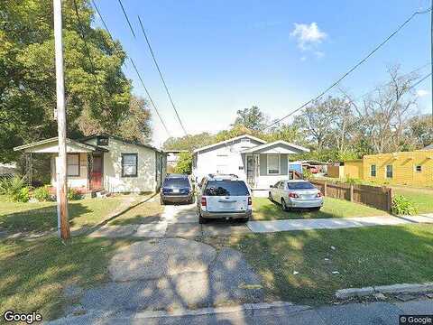 8Th, JACKSONVILLE, FL 32209