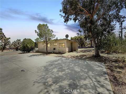 Deer, YUCCA VALLEY, CA 92284