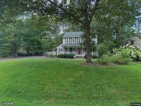 Glen Oaks, CHESTER, VA 23831