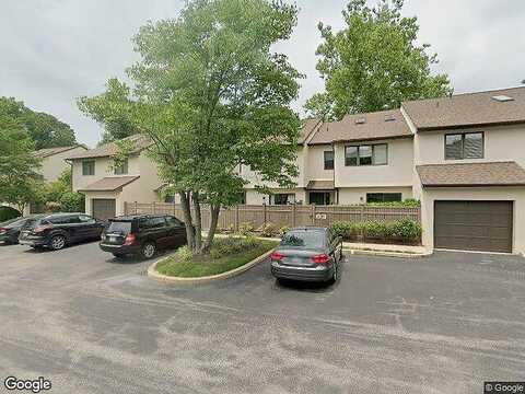 Montrose, BRYN MAWR, PA 19010