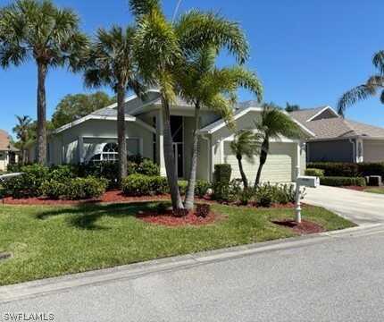 Queen Palm, NORTH FORT MYERS, FL 33903