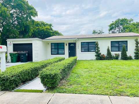 128Th, NORTH MIAMI, FL 33168