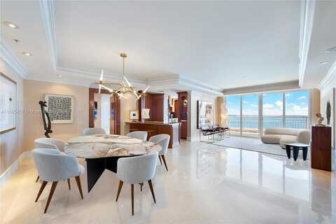 Brickell Key, MIAMI, FL 33131