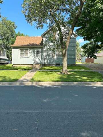 Monroe, HUTCHINSON, MN 55350