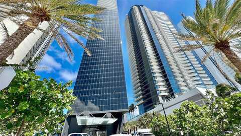 Collins, SUNNY ISLES BEACH, FL 33160