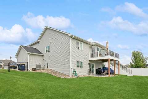 Essex, LAKEVILLE, MN 55044