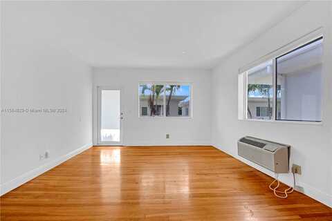 86Th, MIAMI BEACH, FL 33141