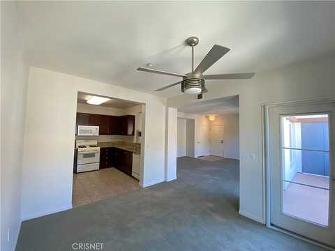 Country Club Dr, Simi Valley, CA 93065