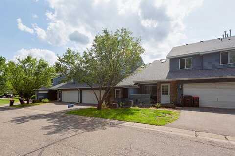 Helena Ln N, Oakdale, MN 55128