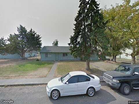 Lowry St, Moses Lake, WA 98837