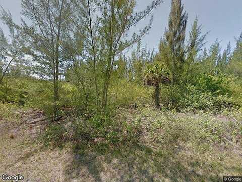 Leggett Cir, Port Charlotte, FL 33981