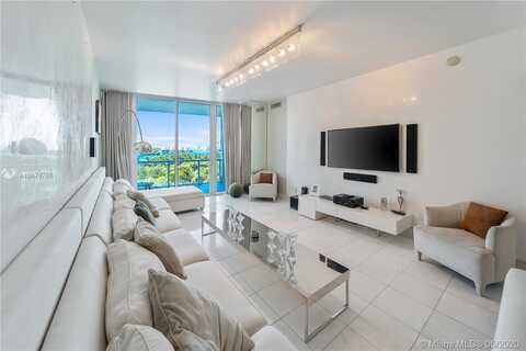 Pointe, MIAMI BEACH, FL 33139