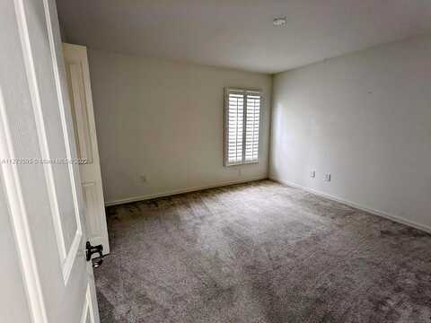 Troy, THE VILLAGES, FL 32162