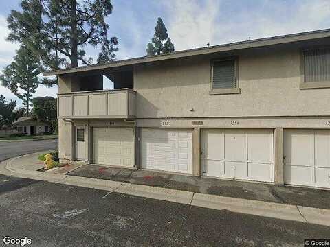 Avon Pl, Placentia, CA 92870