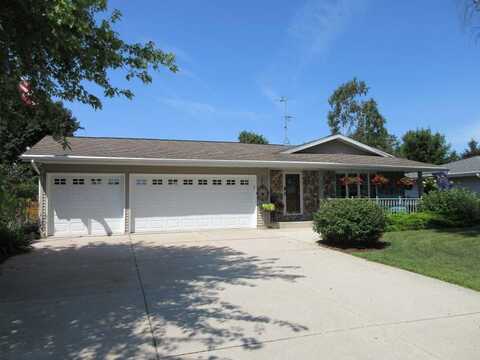 Pershing, SHEBOYGAN, WI 53083