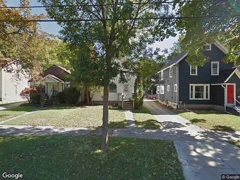 Chestnut, LANSING, MI 48906