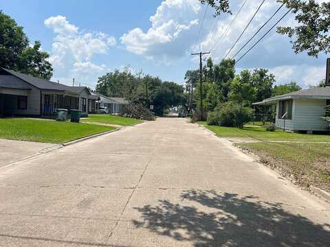 14Th, LAKE CHARLES, LA 70601