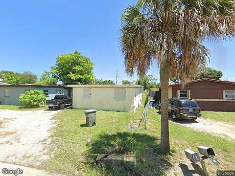 17Th, FORT PIERCE, FL 34950