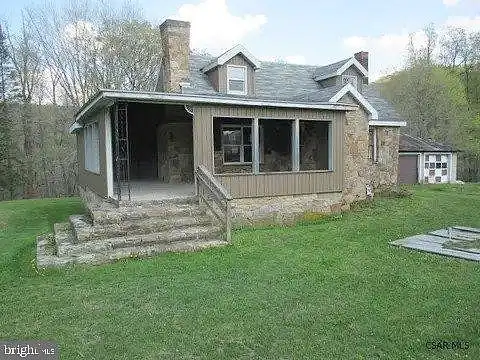 North, ROCKWOOD, PA 15557