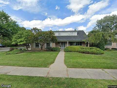 Blairmoor, GROSSE POINTE WOODS, MI 48236