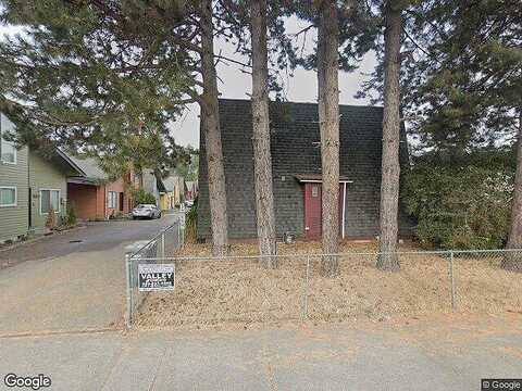 8Th St Ne, AUBURN, WA 98002