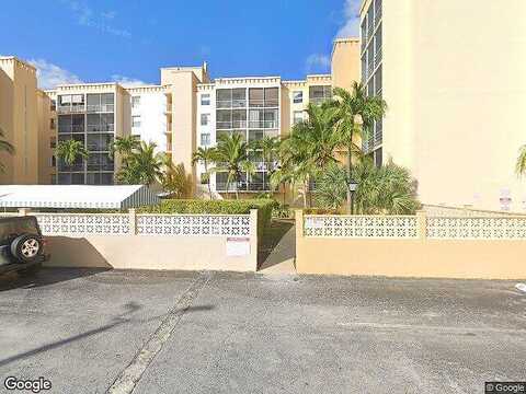 163Rd, NORTH MIAMI BEACH, FL 33160