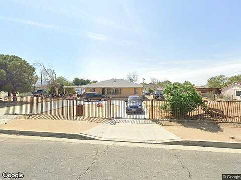 10Th, PALMDALE, CA 93550