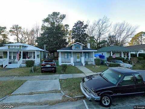 16Th, WILMINGTON, NC 28401