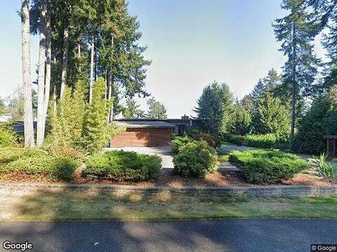 Holly, GIG HARBOR, WA 98335